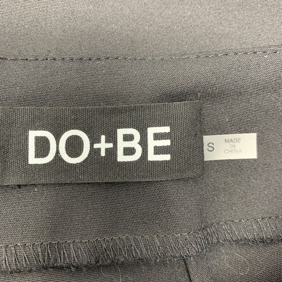 DO+BE Black Button Skirt - Picture 3 of 4